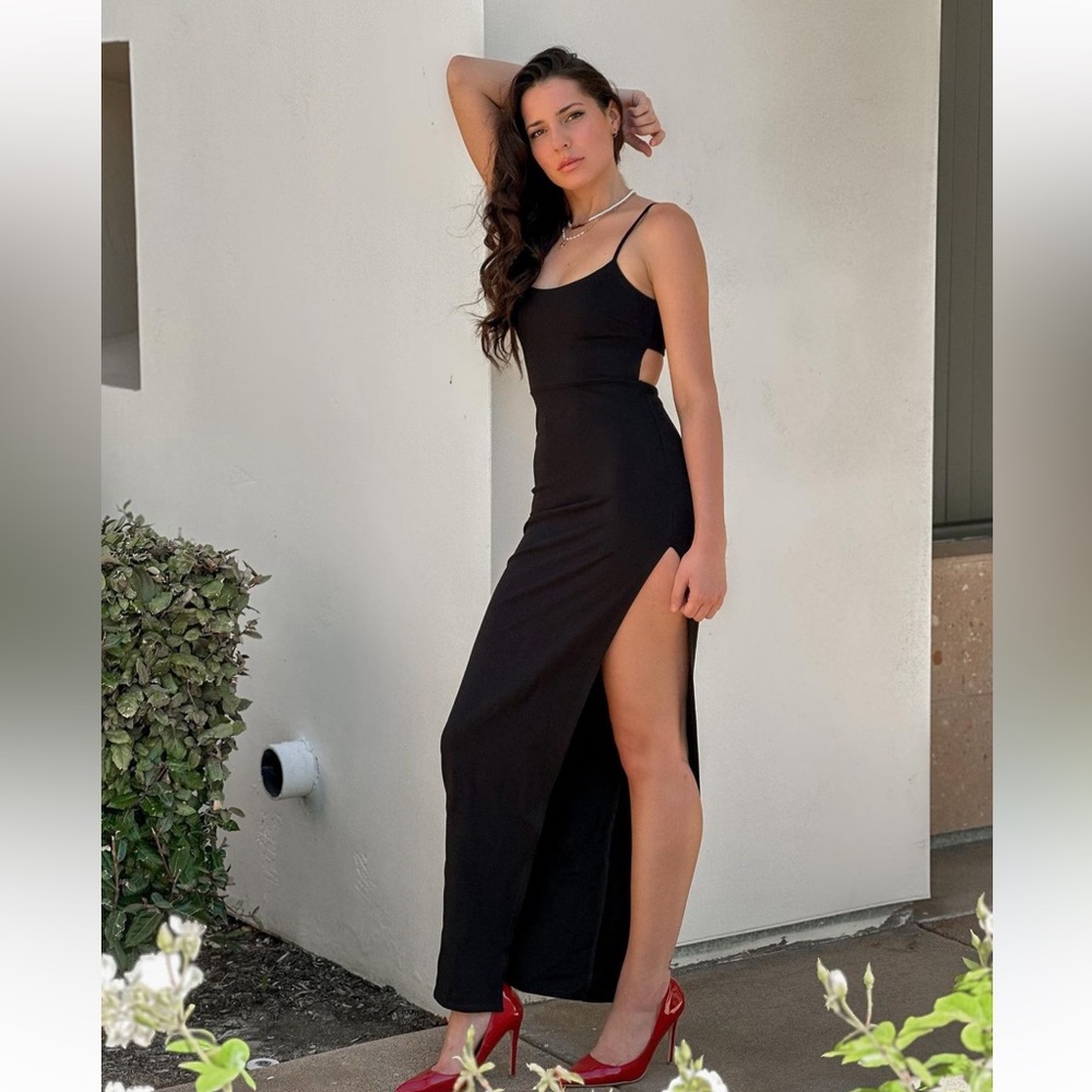 ♥️ NWT Revolve Lovers & Friends Karma Maxi Dress in Black